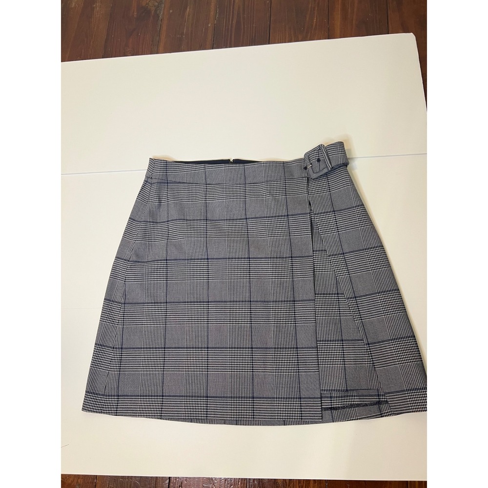 Club Monaco Grey Blue Glen Plaid Buckle Wrap Mini Skirt Asymmetrical Hem Size 12 - Picture 6 of 11